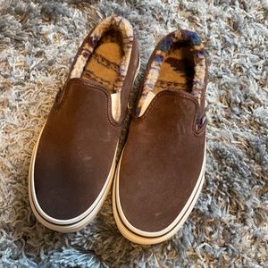 Brand new brown suede vans with fuzzy inside